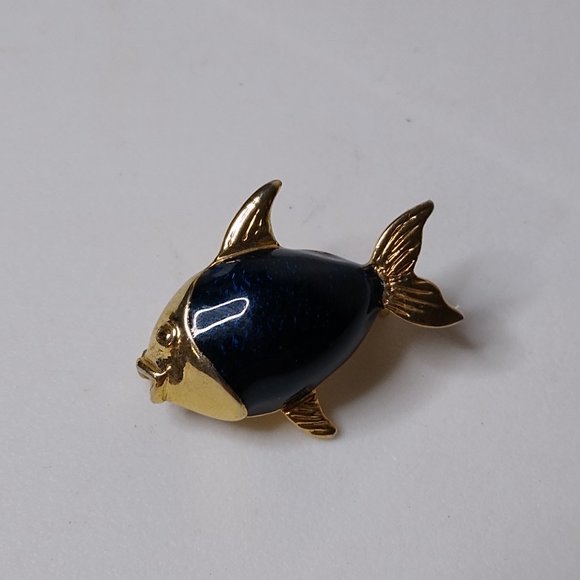 Vintage Small Blue Fish Brooch - Picture 10 of 12